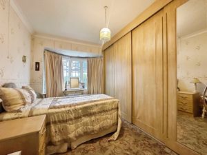 Bedroom 1 - click for photo gallery